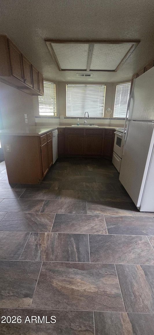 5738 E Ellis St Mesa, AZ 85205 photo 4