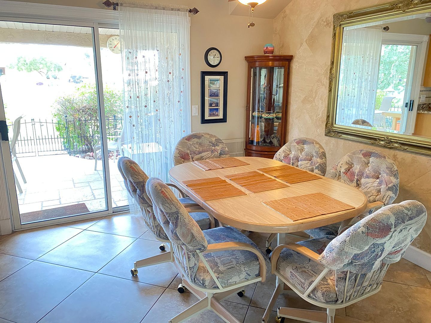 561 Leisure World Mesa, AZ 85206 photo 4