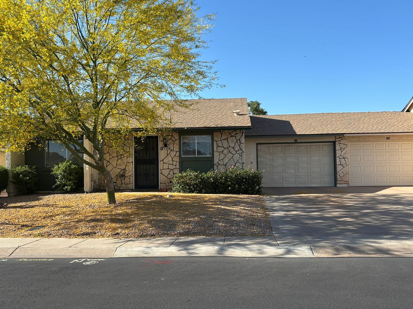729 Leisure World Mesa, AZ 85206 photo 2