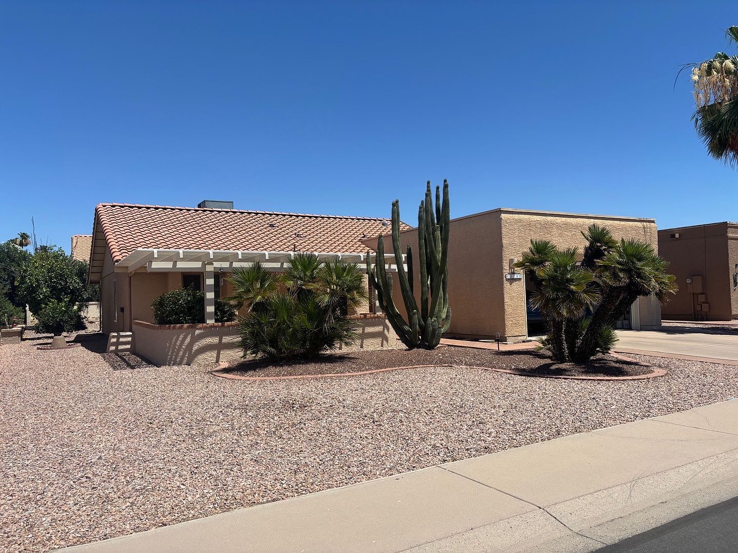 2209 Leisure World Mesa, AZ 85206 photo 2