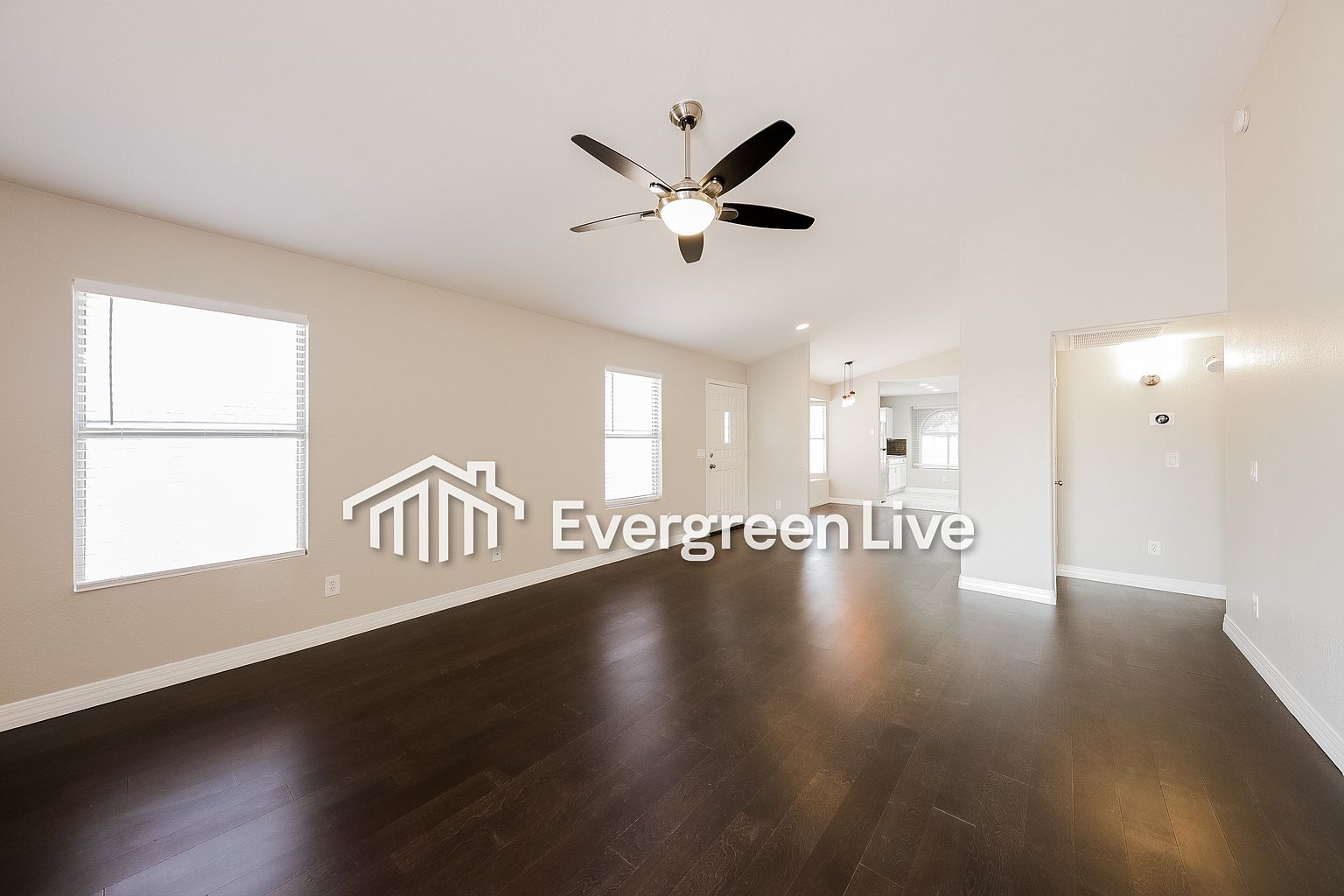 12010 N 79th Dr photo 4