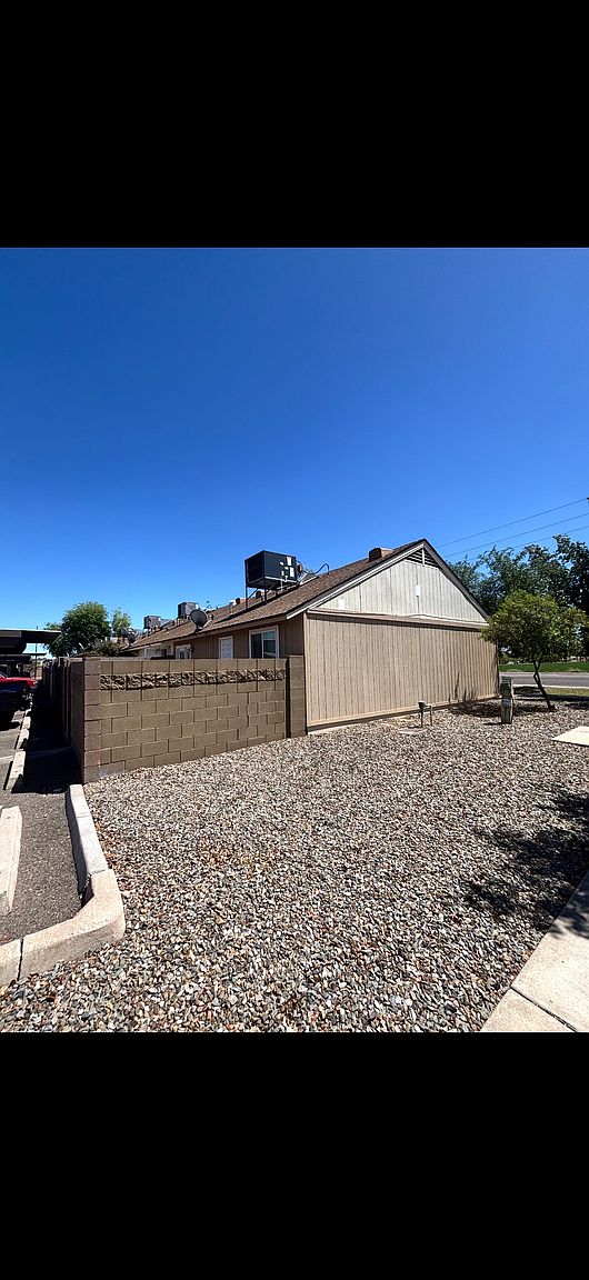8931 W Desert Jewel Dr photo 4