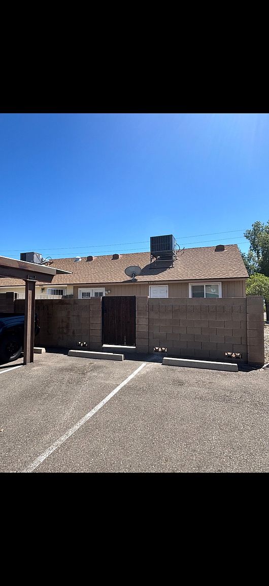8931 W Desert Jewel Dr photo 3