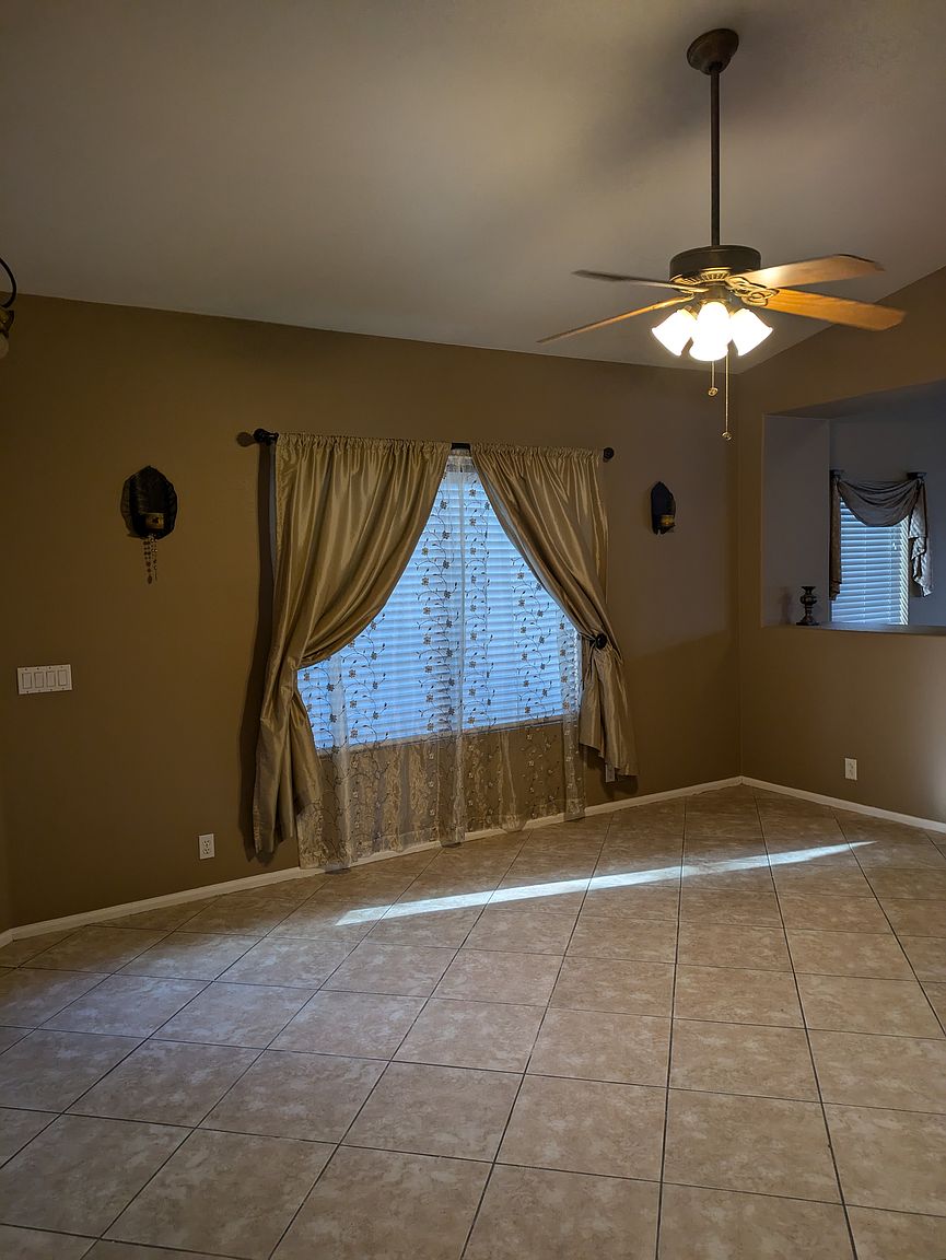 11845 N 88th Ln photo 3