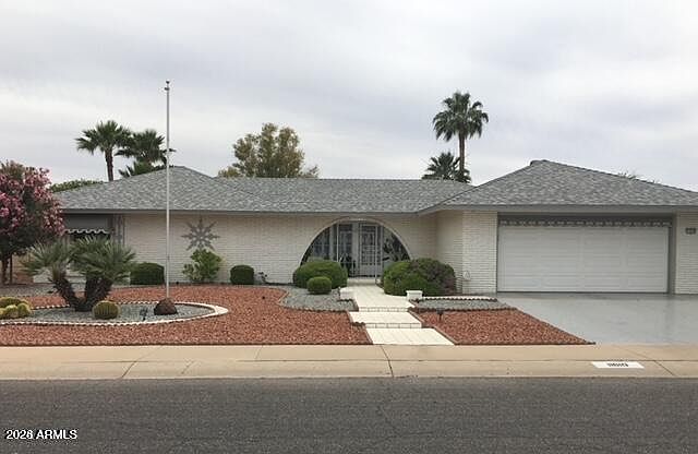 11610 N Rio Vista Dr Sun City, AZ 85351 photo 2