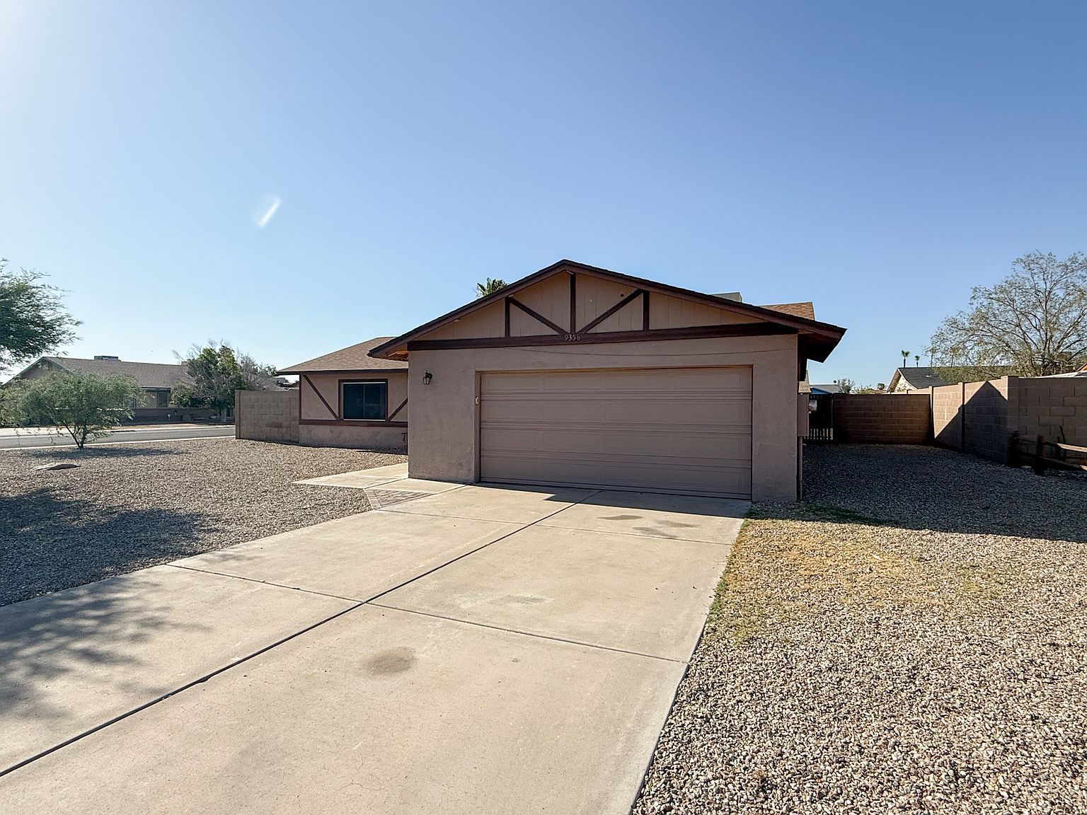 9358 W Sanna St Peoria, AZ 85345 photo 5