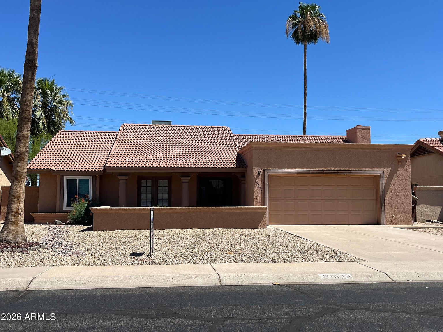 10624 W Griswold Rd Peoria, AZ 85345 photo 3