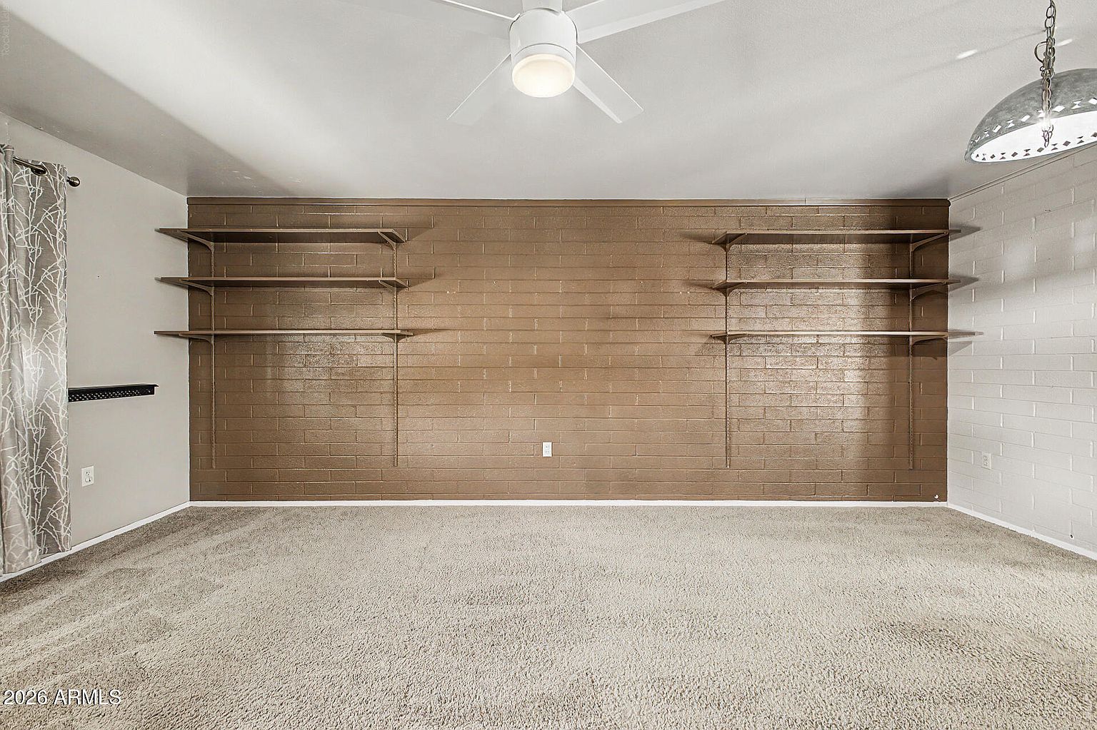 10260 W Desert Hills Dr photo 5