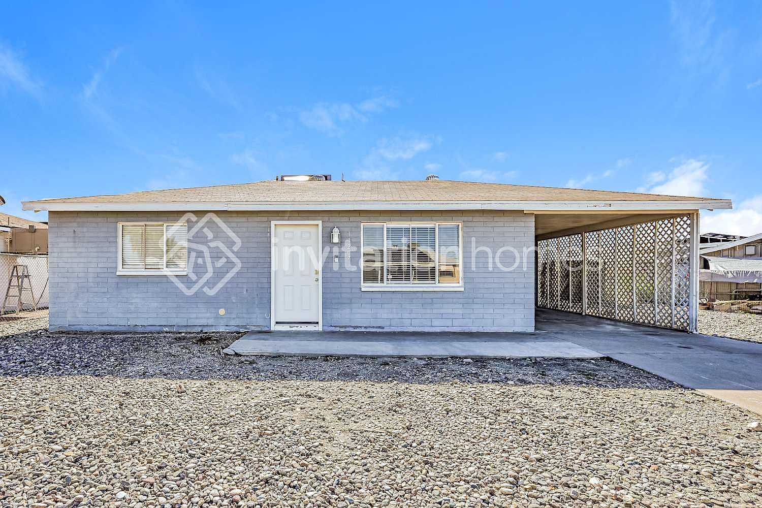 11207 W Oregon Ave Youngtown, AZ 85363 photo 3