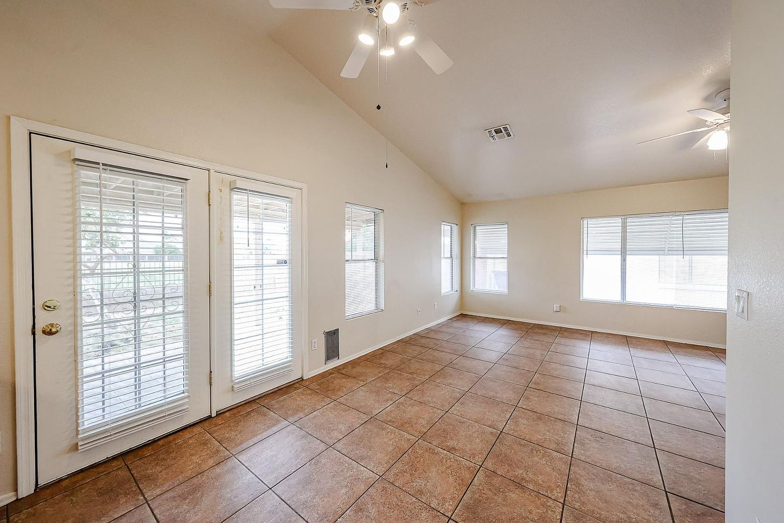 10935 W Ruth Ave Peoria, AZ 85345 photo 5