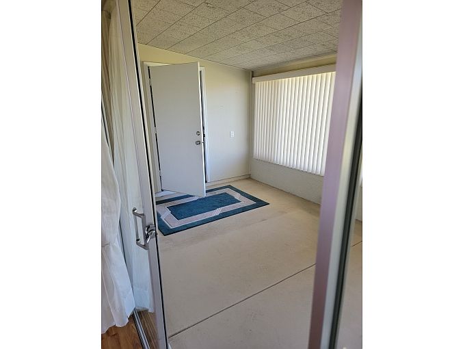 10916 W Peoria Ave photo 3