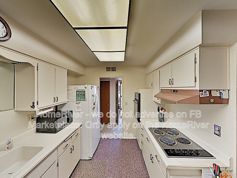 10632 W Snead Dr photo 4