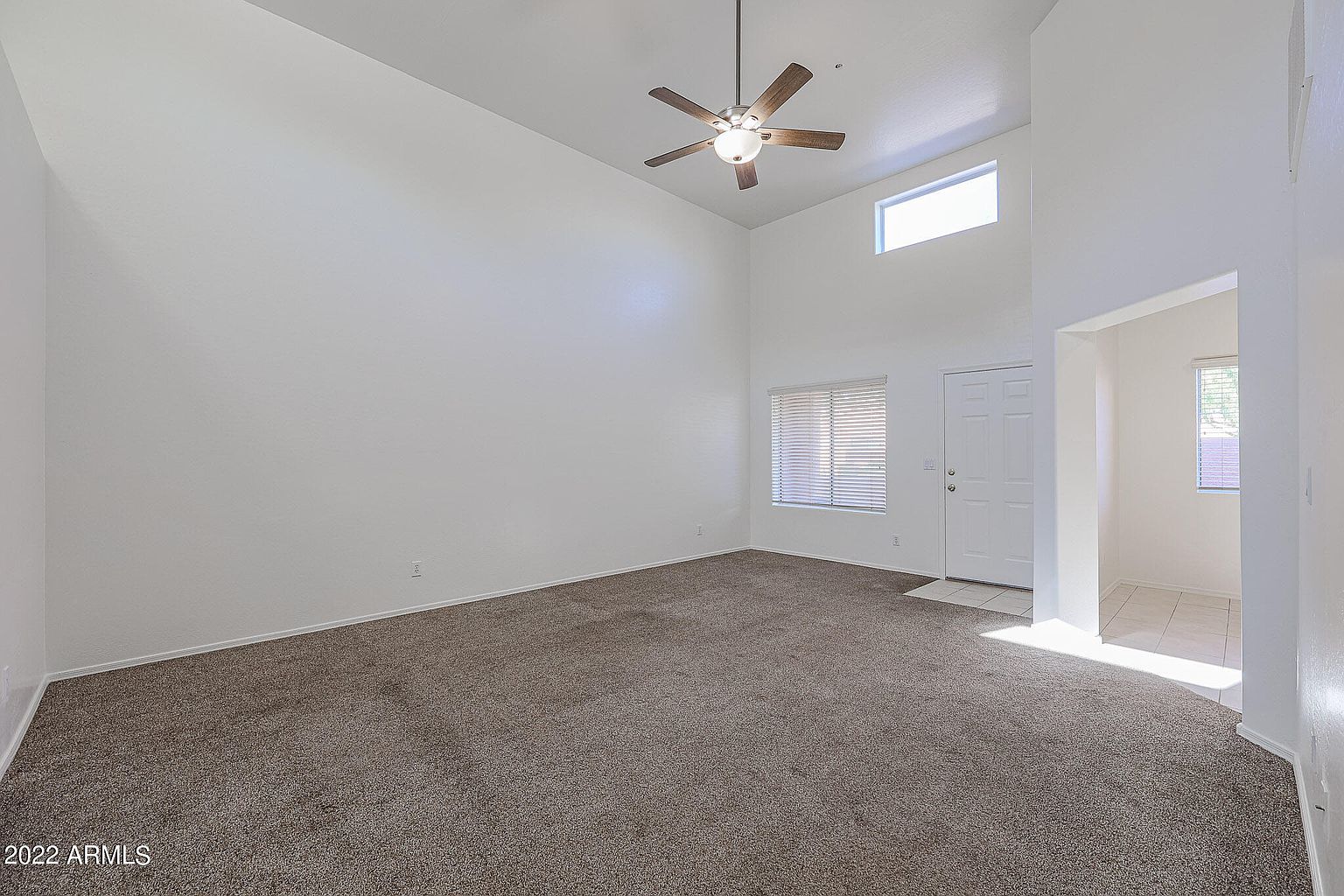 8940 W Olive Ave photo 4
