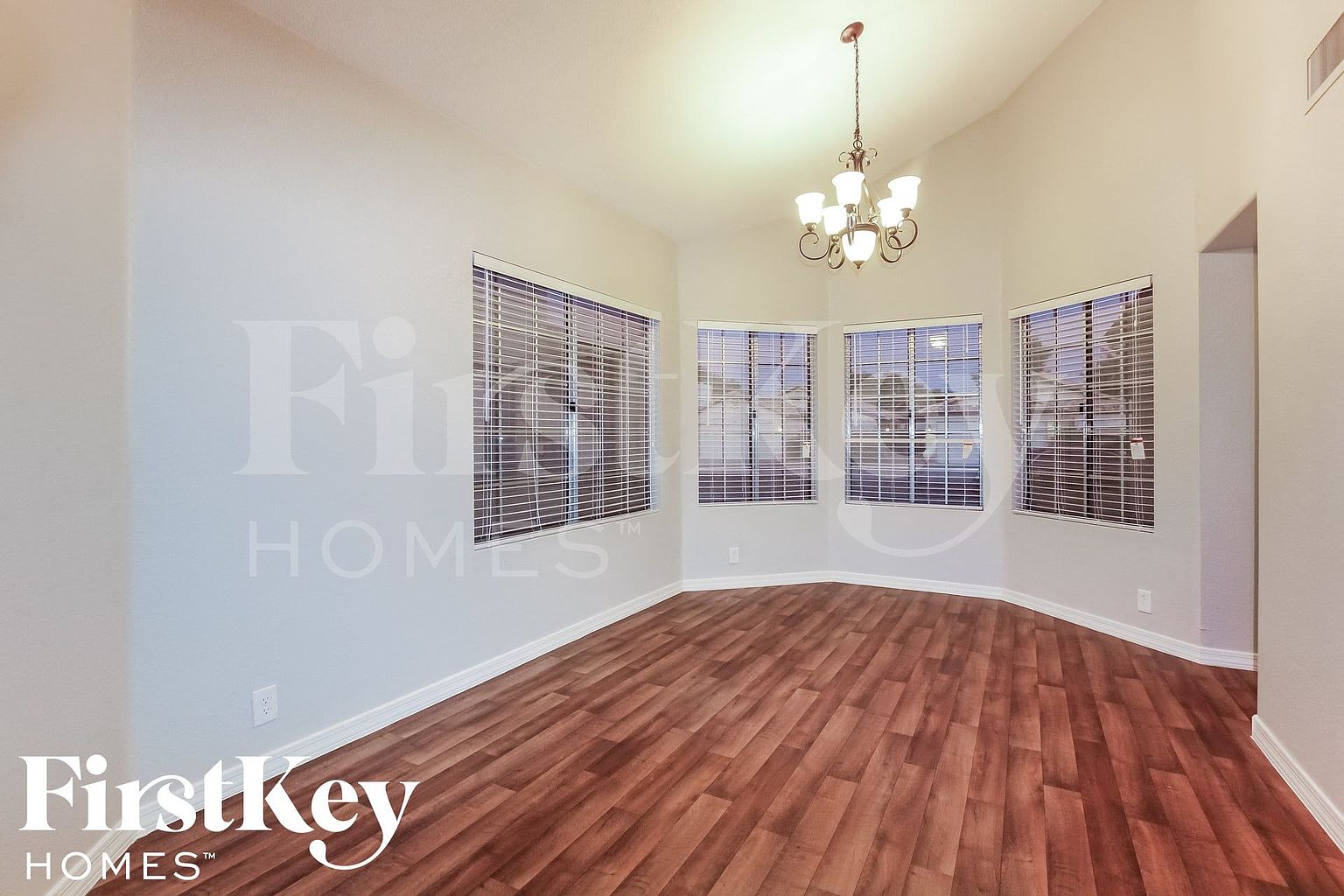 11220 N 60th Dr photo 5