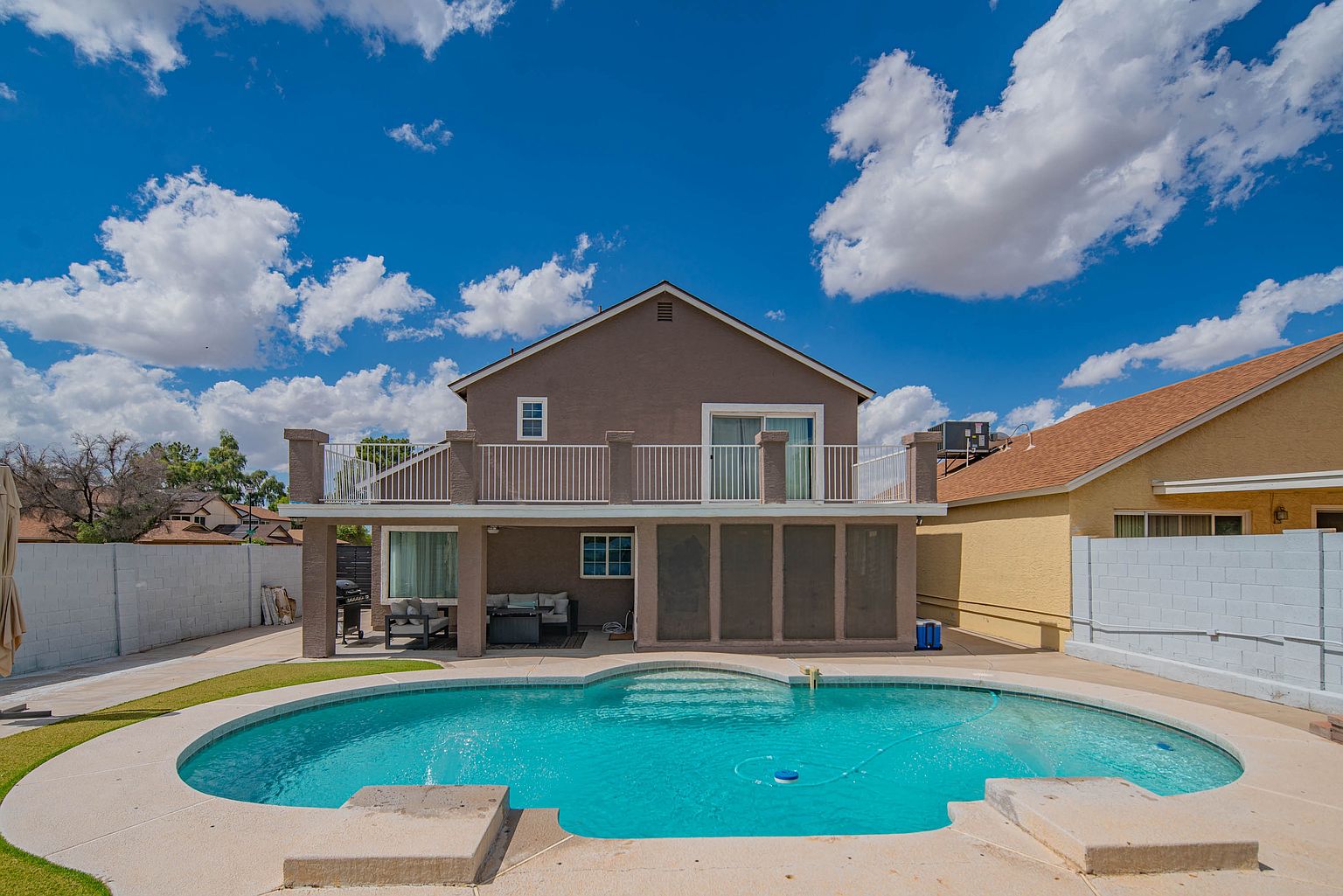10615 N 63rd Dr Glendale, AZ 85304 photo 2