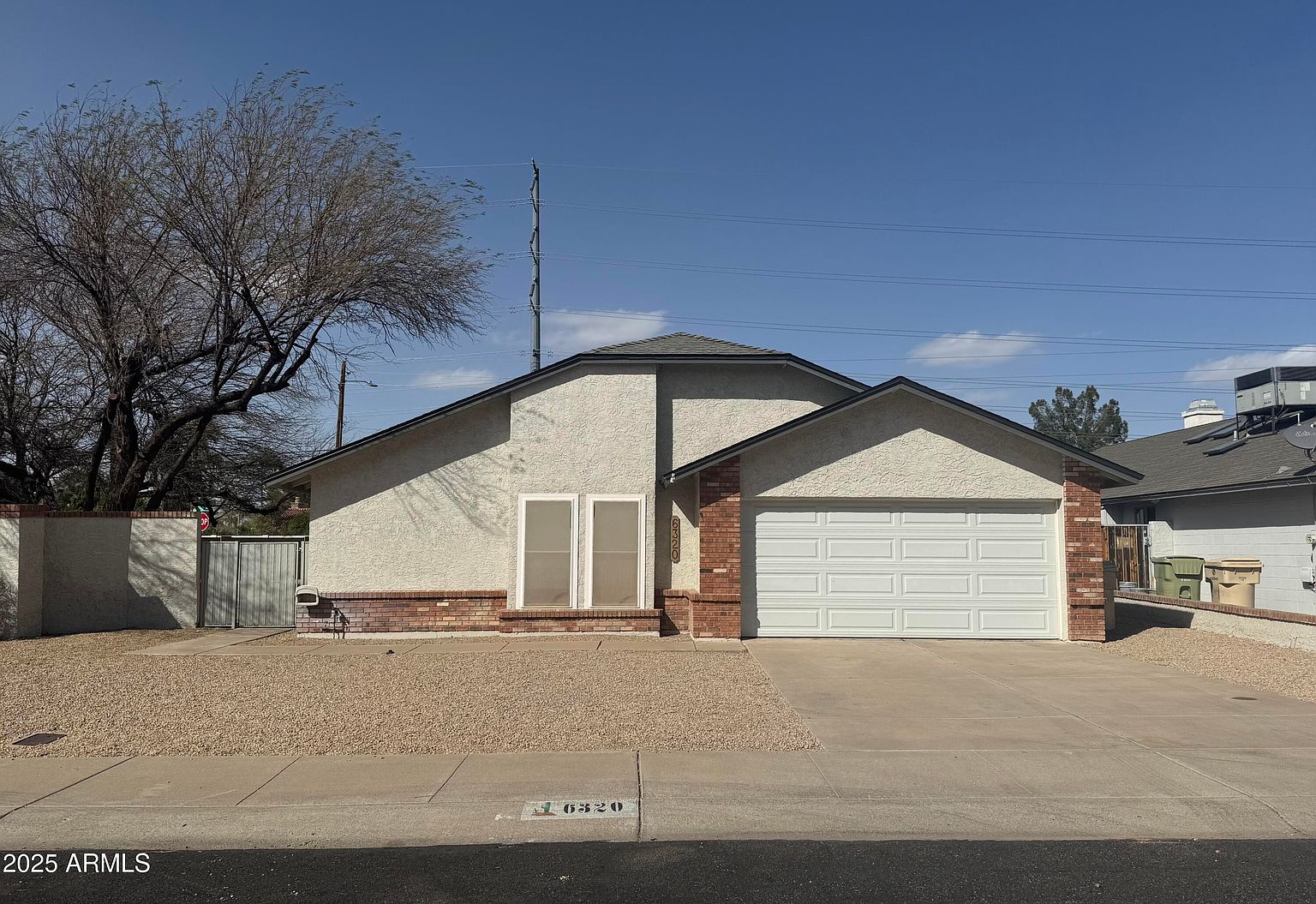 6320 W Shaw Butte Dr Glendale, AZ 85304 photo 2