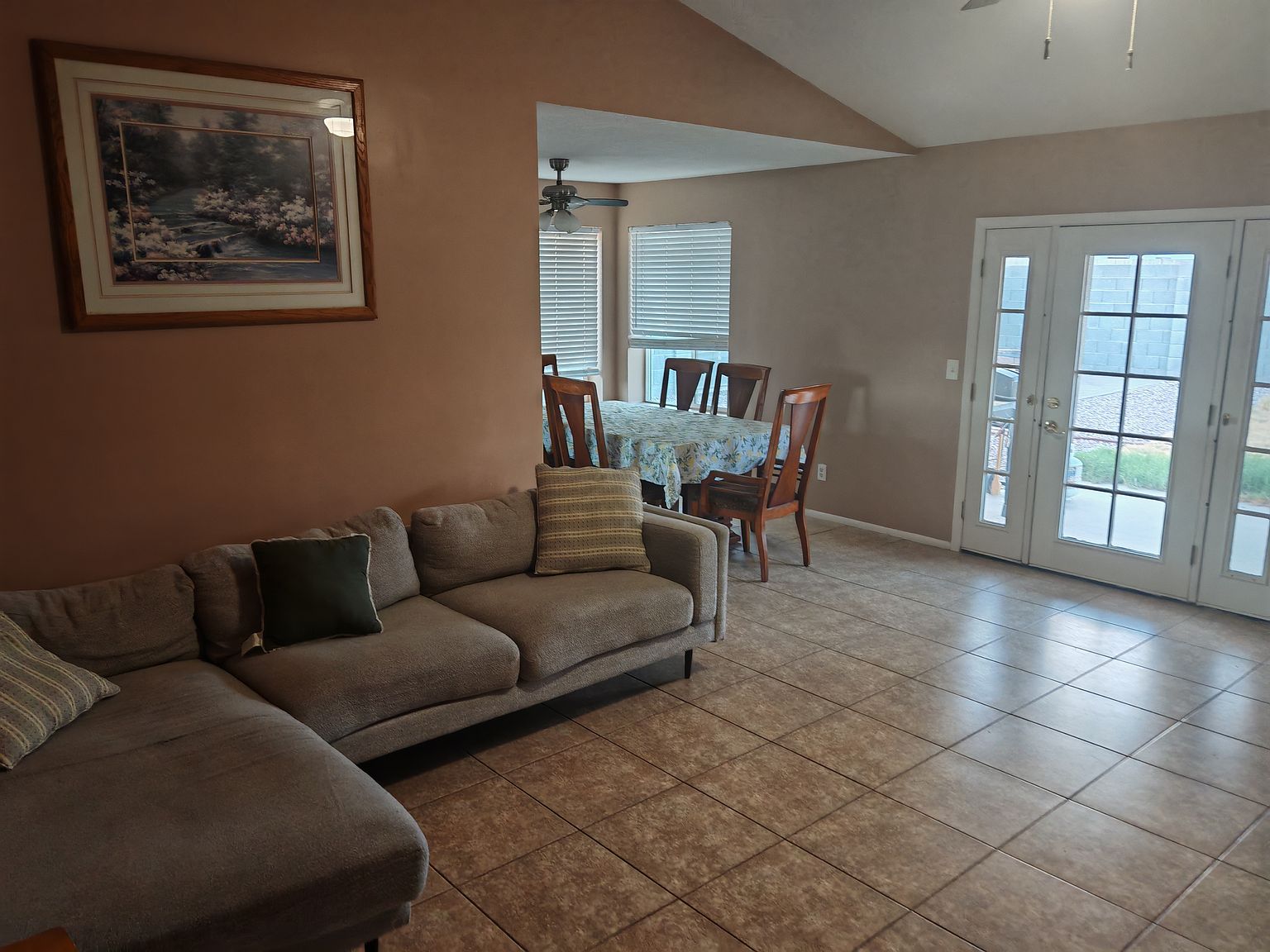 6744 W Cameron Dr photo 4