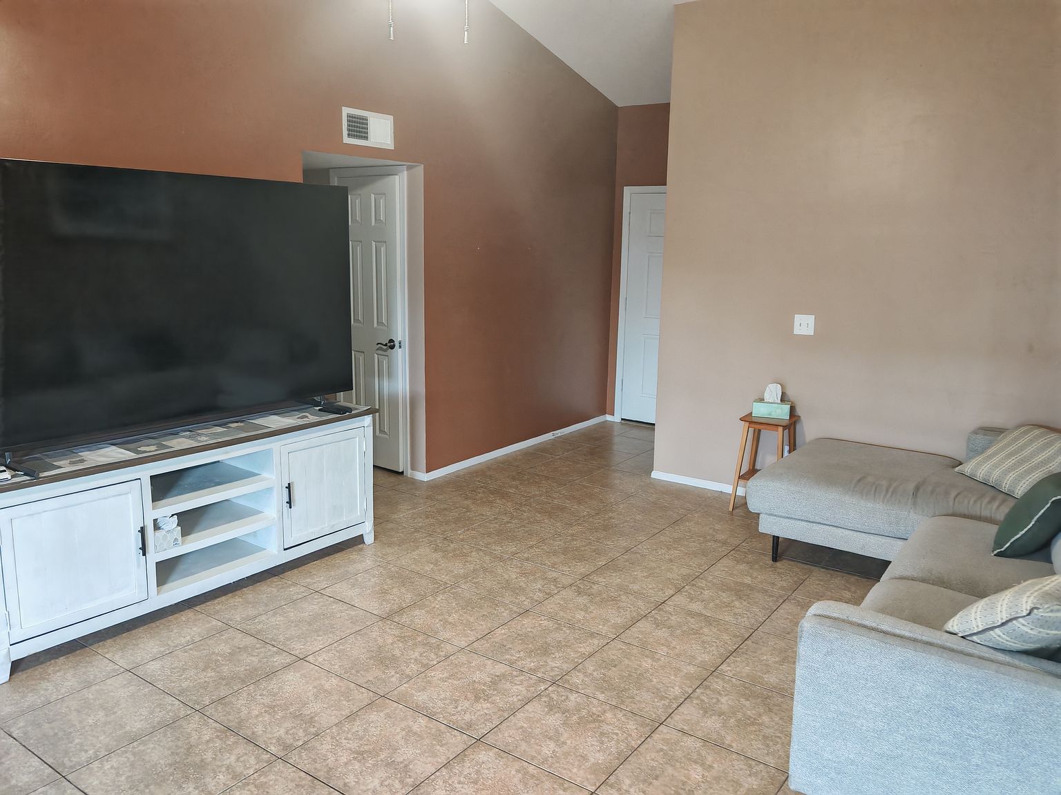 6744 W Cameron Dr photo 3