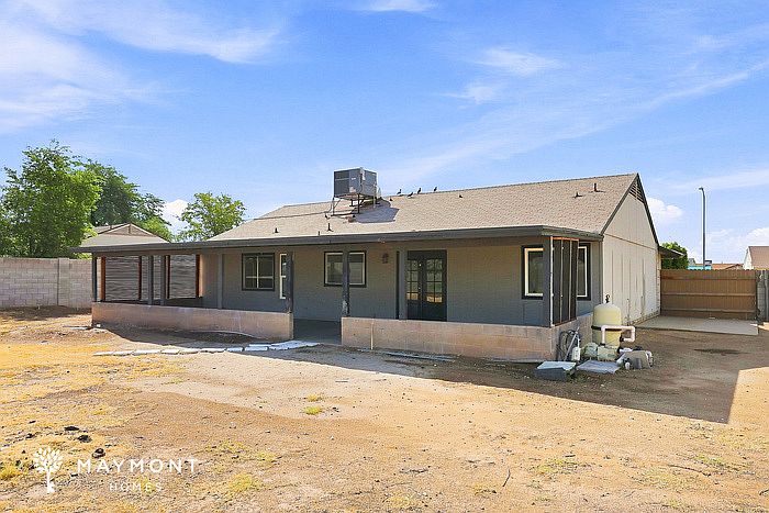 7132 W Mercer Ln photo 5