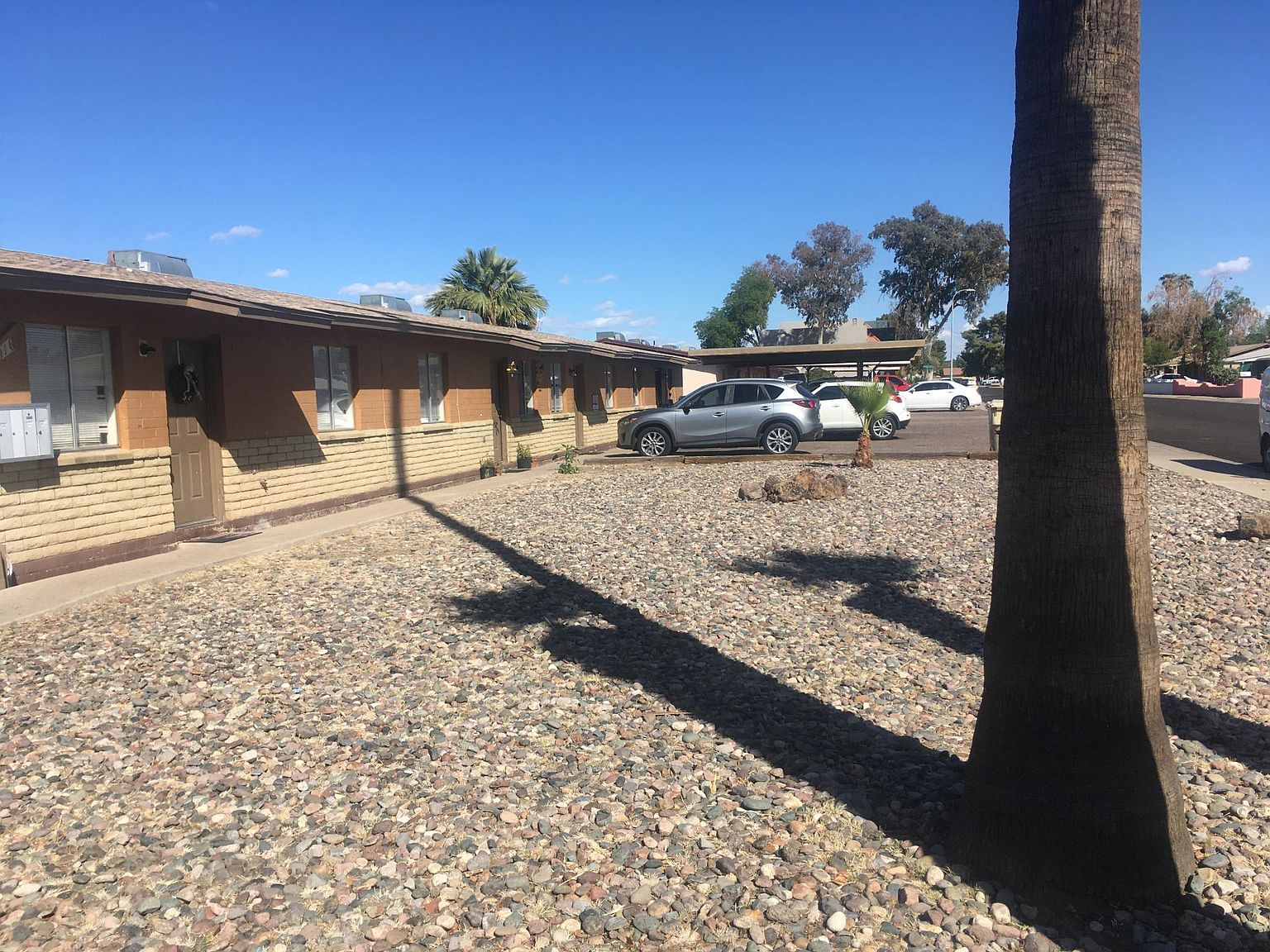6016 W Laurie Ln photo 3