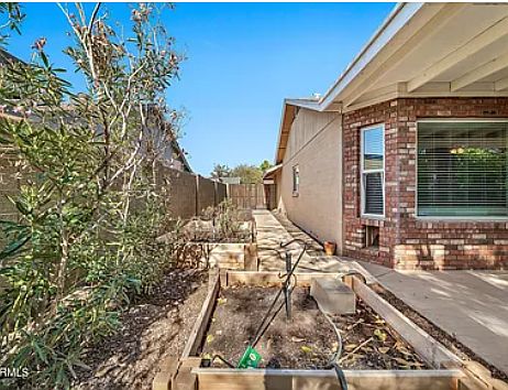 6345 W Brown St photo 3