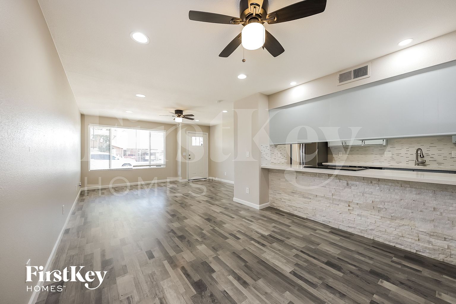 7208 W Montebello Ave Glendale, AZ 85303 photo 4