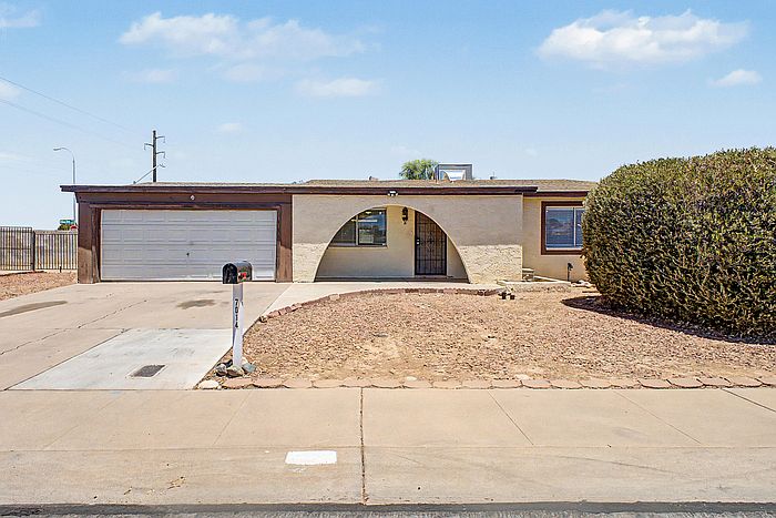 7014 W Palo Verde Dr Glendale, AZ 85303 photo 3