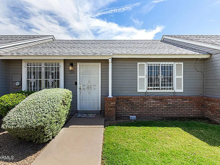 5960 W Oregon Ave Glendale, AZ 85301 photo 2
