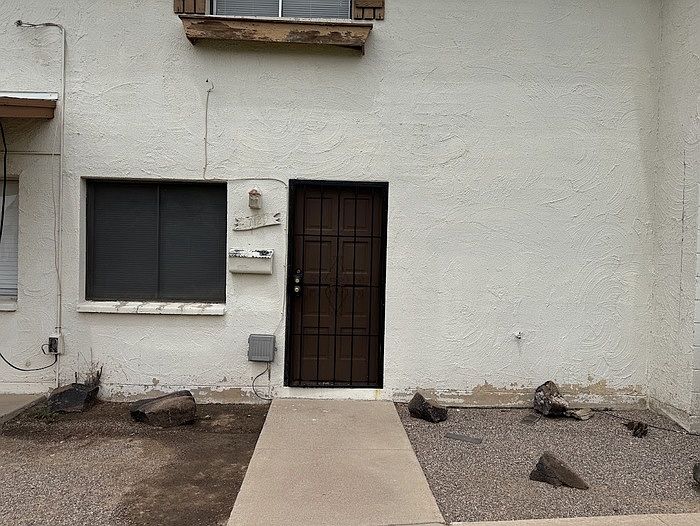 7129 W Wolf St photo 4