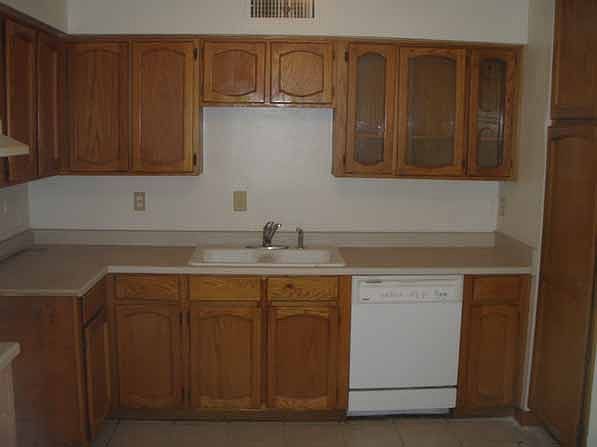 4207 N 74th Dr Phoenix, AZ 85033 photo 4