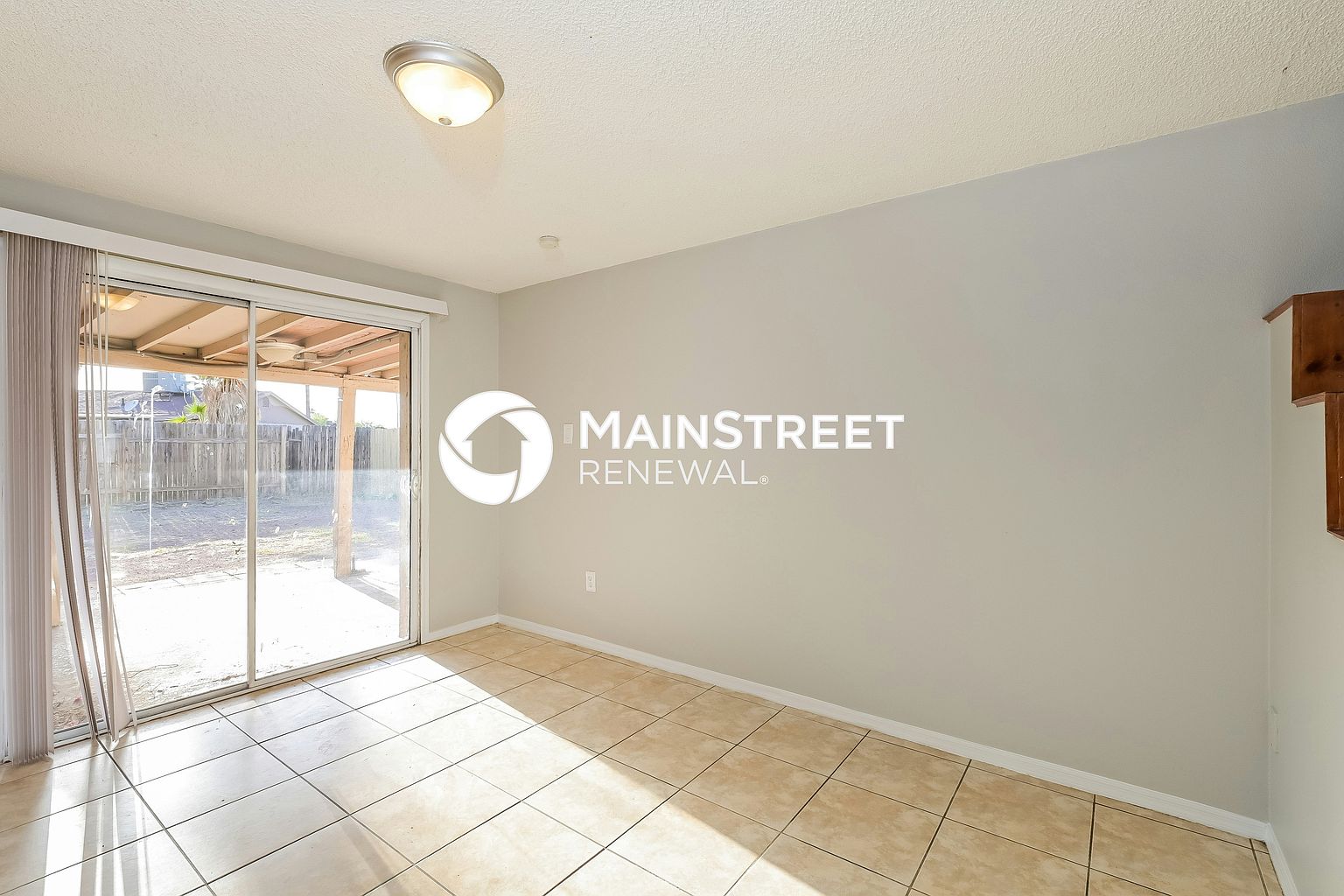 4302 N 73rd Ave Phoenix, AZ 85033 photo 5