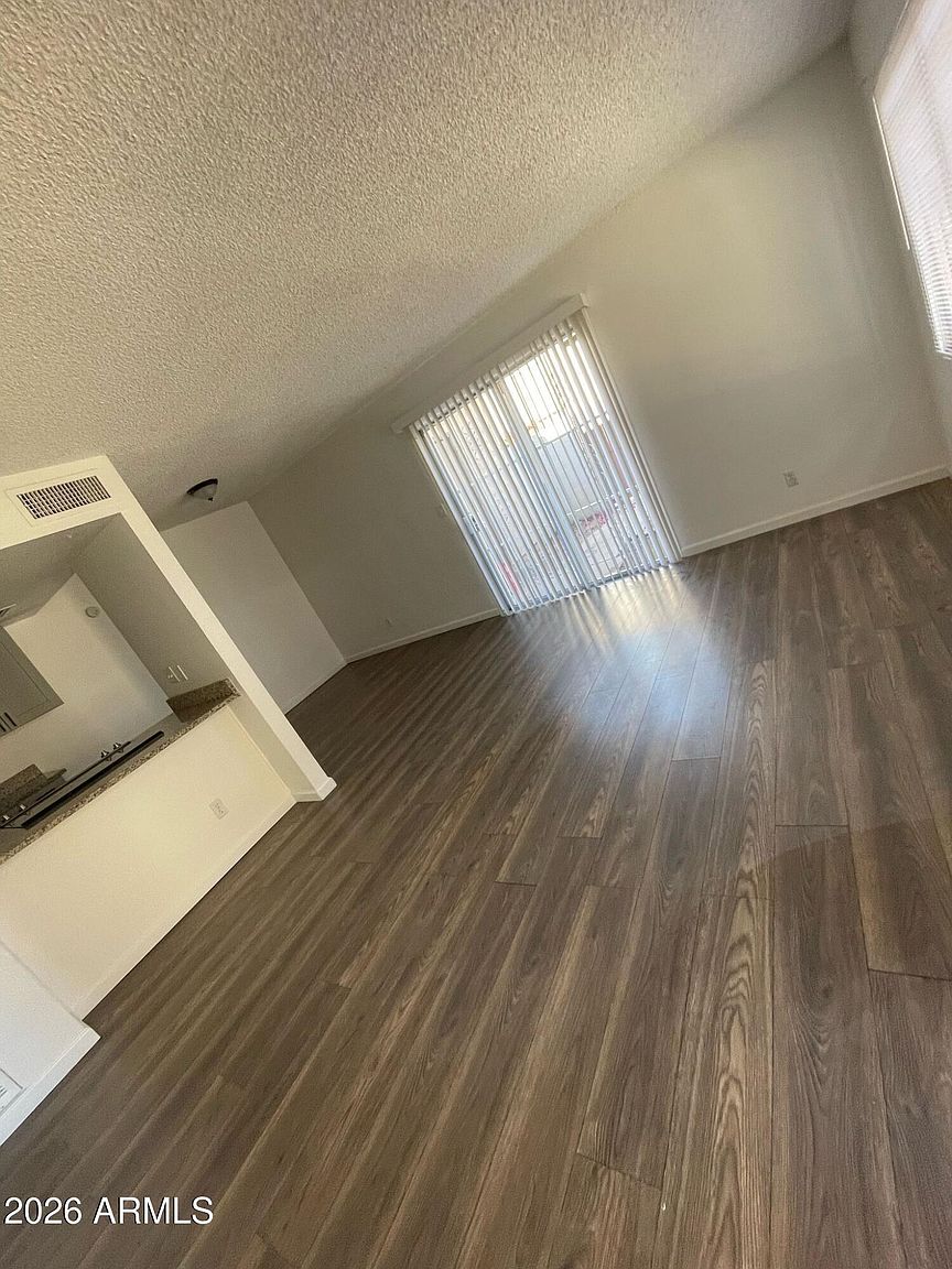 6726 W Monterosa St Phoenix, AZ 85033 photo 2