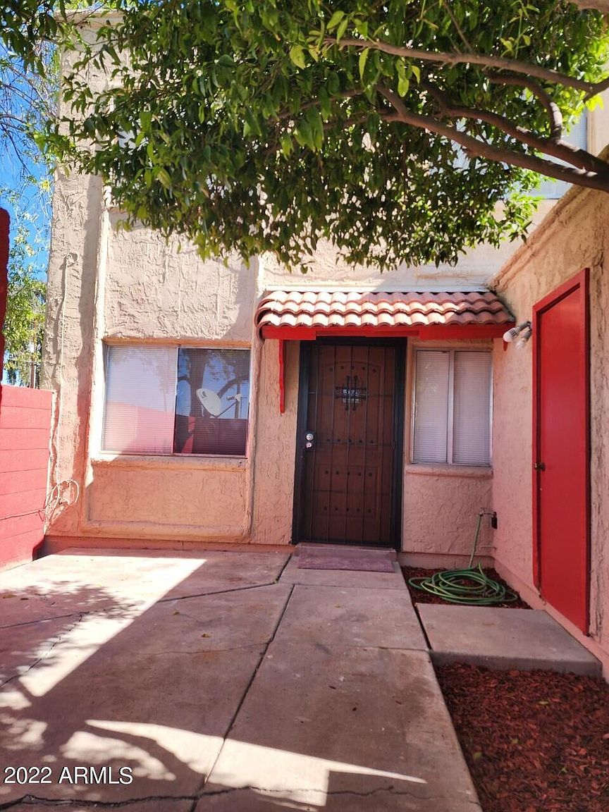 4266 N 68th Dr Phoenix, AZ 85033 photo 2
