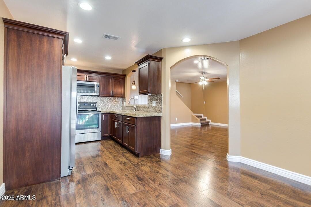 6912 W Devonshire Ave Phoenix, AZ 85033 photo 3