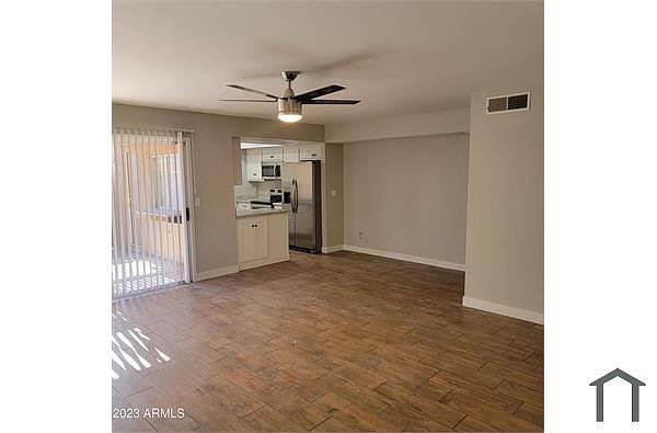 4111 N 69th Ln photo 5