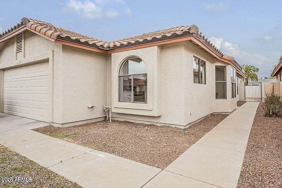 4545 N 67th Ave photo 4