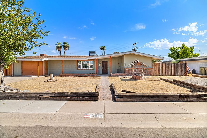 5939 W Orange Dr photo 3