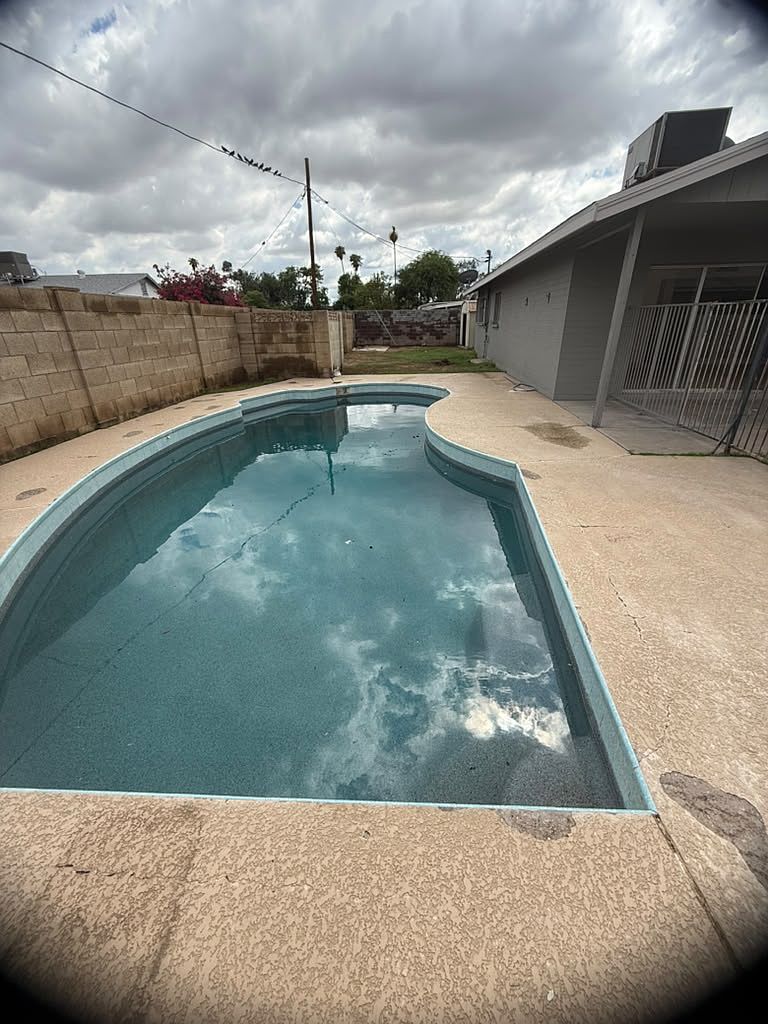 4411 N 65th Dr photo 2
