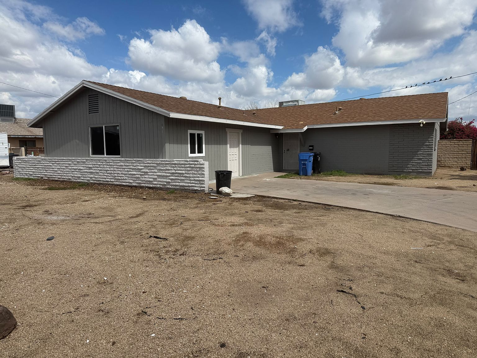 4411 N 65th Dr photo 4