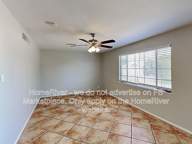3623 W Luke Ave photo 3