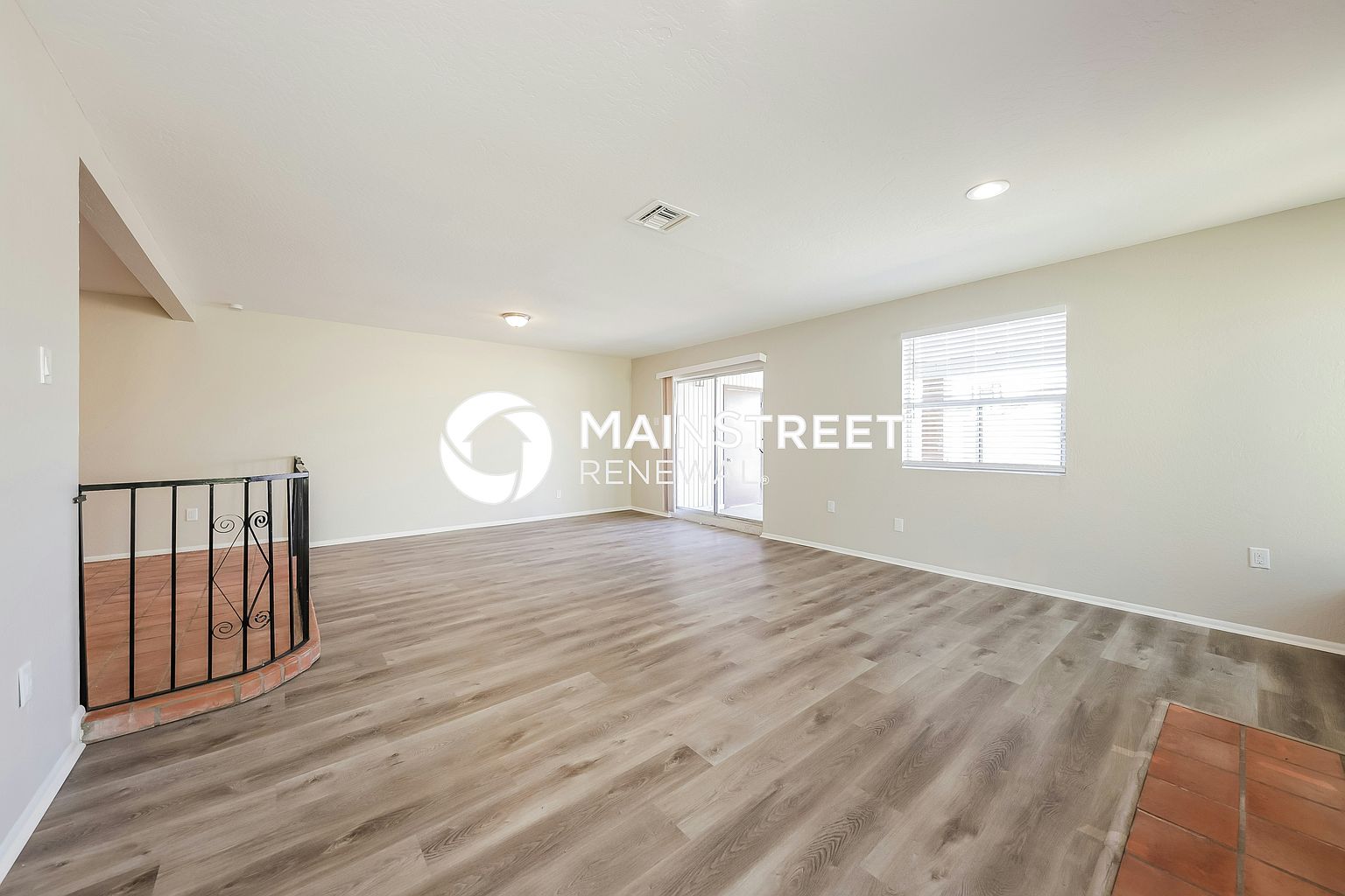 4714 N 49th Dr Phoenix, AZ 85031 photo 3