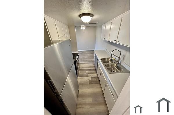 4103 W Reade Ave photo 3