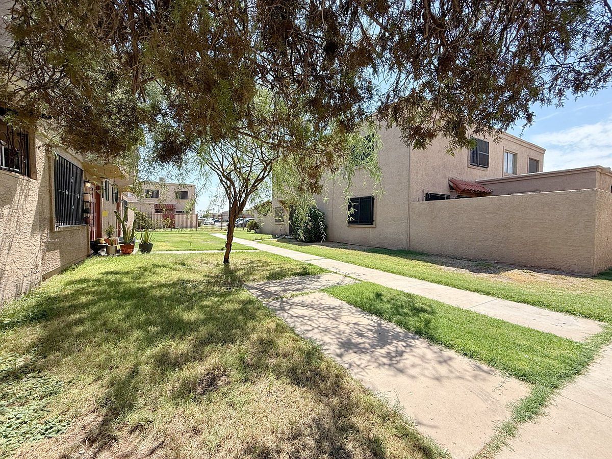 4031 W Mesquite Ln Phoenix, AZ 85019 photo 3