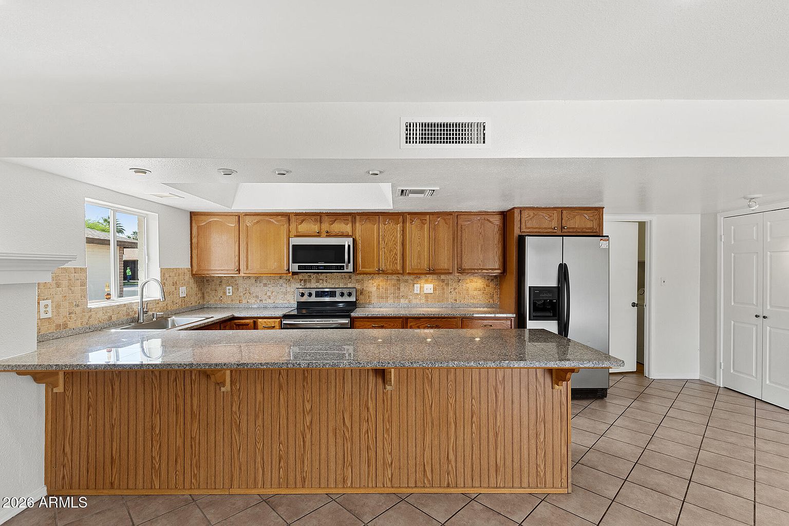 4503 W Bryce Ln Glendale, AZ 85301 photo 2