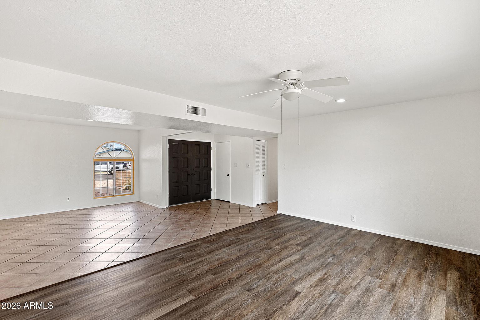 4503 W Bryce Ln Glendale, AZ 85301 photo 3