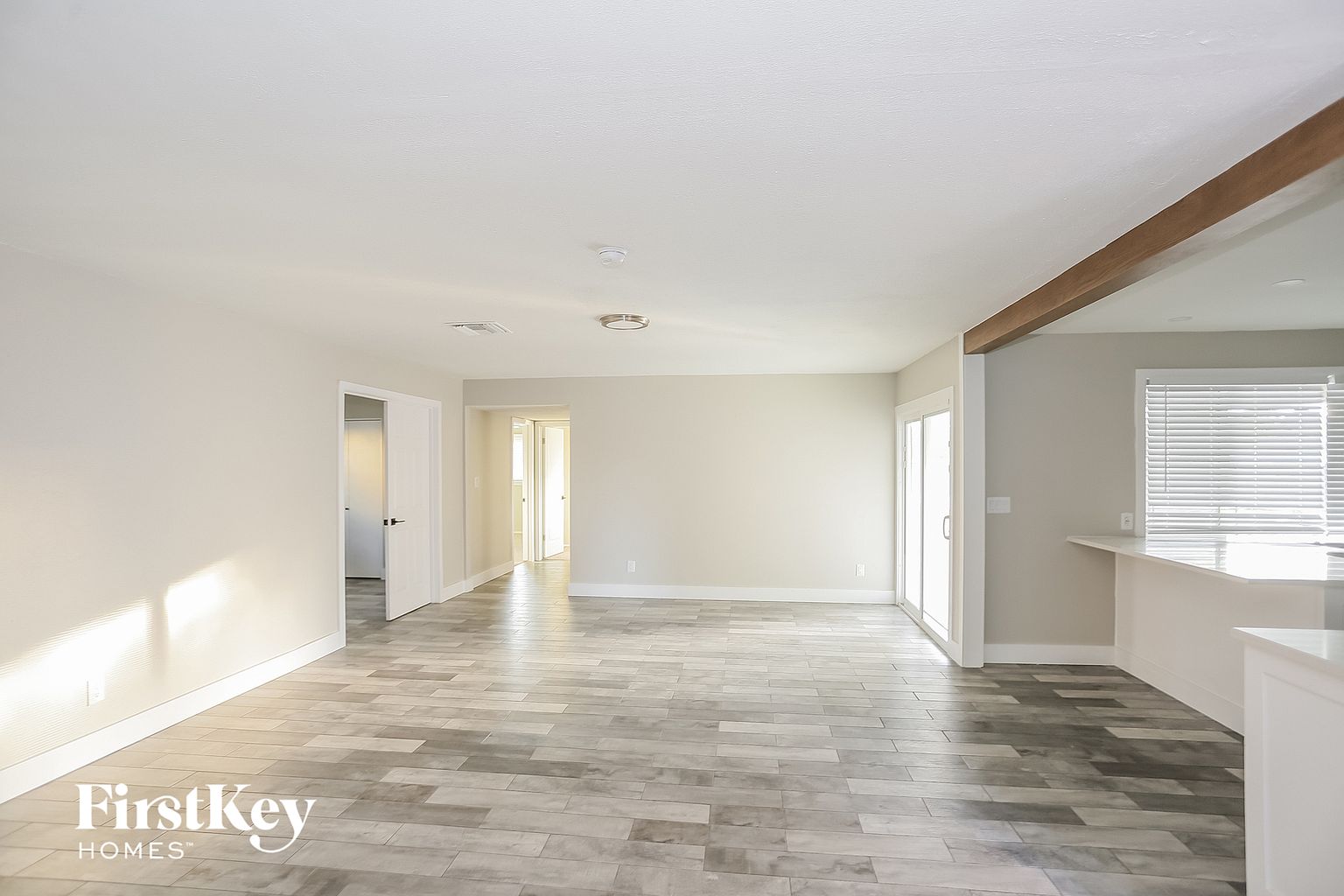 4409 W Griswold Rd Glendale, AZ 85302 photo 2