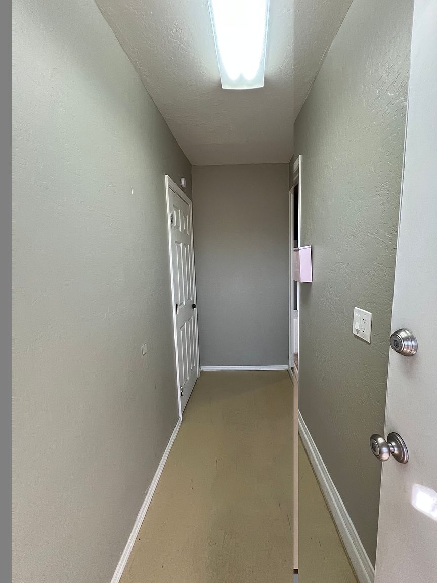 4453 W El Camino Dr photo 2