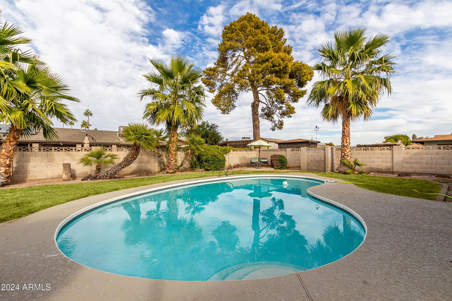 4428 W Laurie Ln Glendale, AZ 85302 photo 5