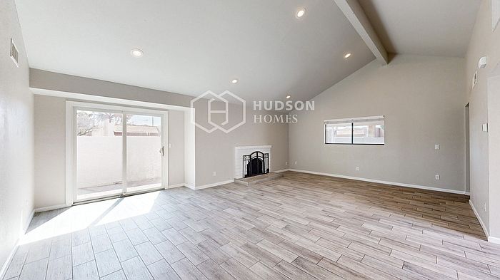 5135 W Mission Ln photo 5