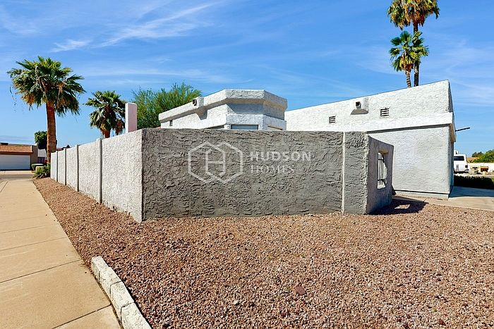 5135 W Mission Ln photo 4